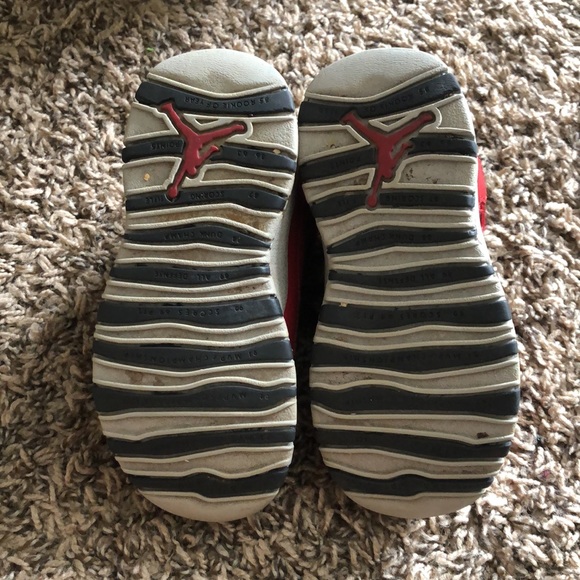 Jordan 10s Red & Black size.9c - Picture 6 of 11